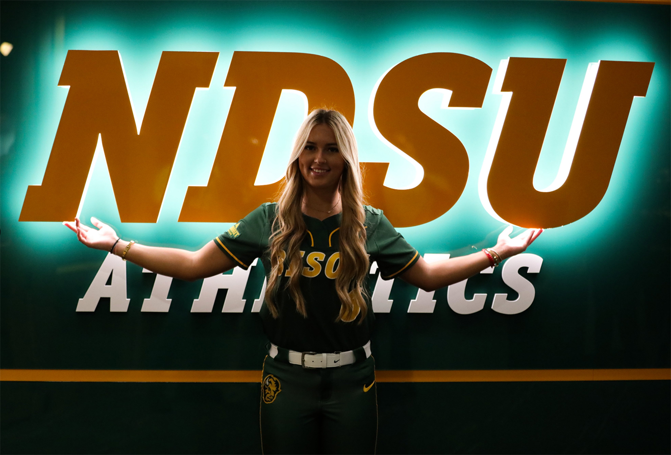 Cassidy Stinnett Pitcher North Dakota State University Softball